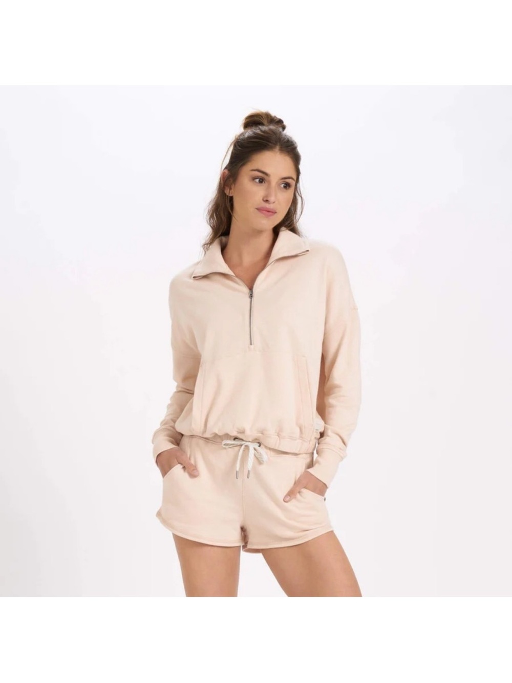 Vuori Sunnyside Half Zip Up Cropped Pullover
